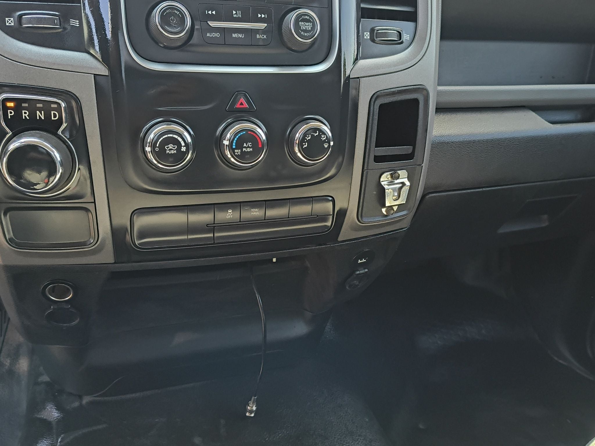 2020 Chevrolet SILVERADO 3500 2 PTS WT CHASIS CABINA TM5