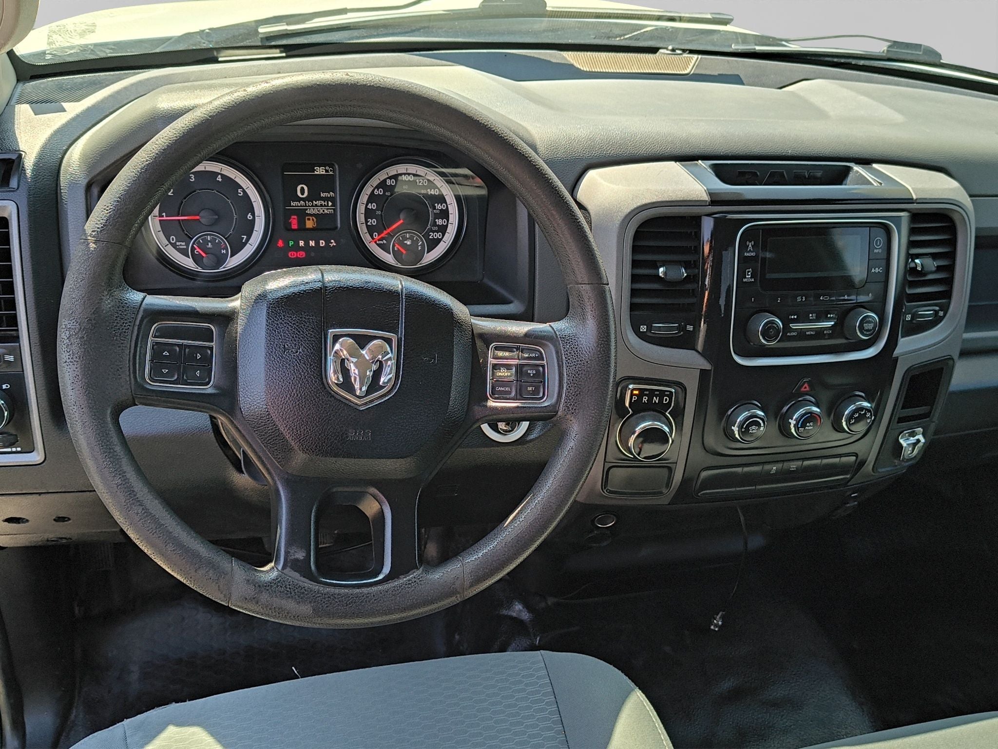 2020 RAM 1500 2 PTS ST V6 36L TA AAC