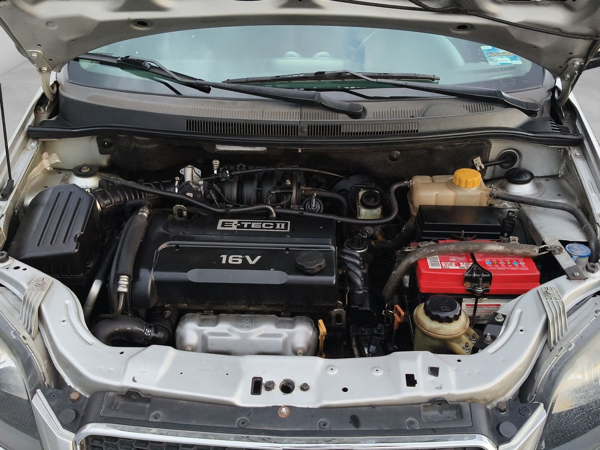 2016 Chevrolet AVEO 4 PTS LS TA AAC CD R-14
