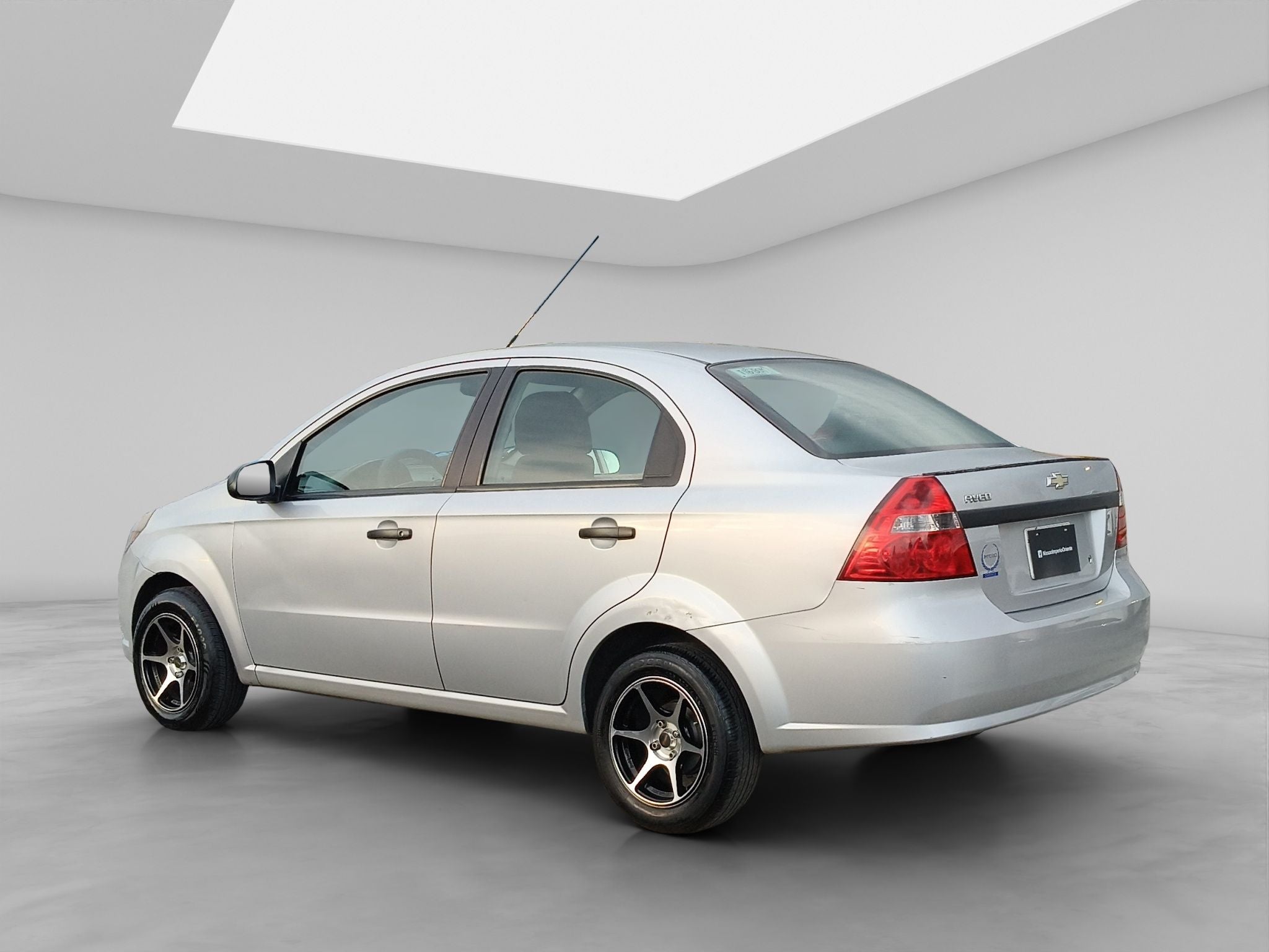 2016 Chevrolet AVEO 4 PTS LS TA AAC CD R-14