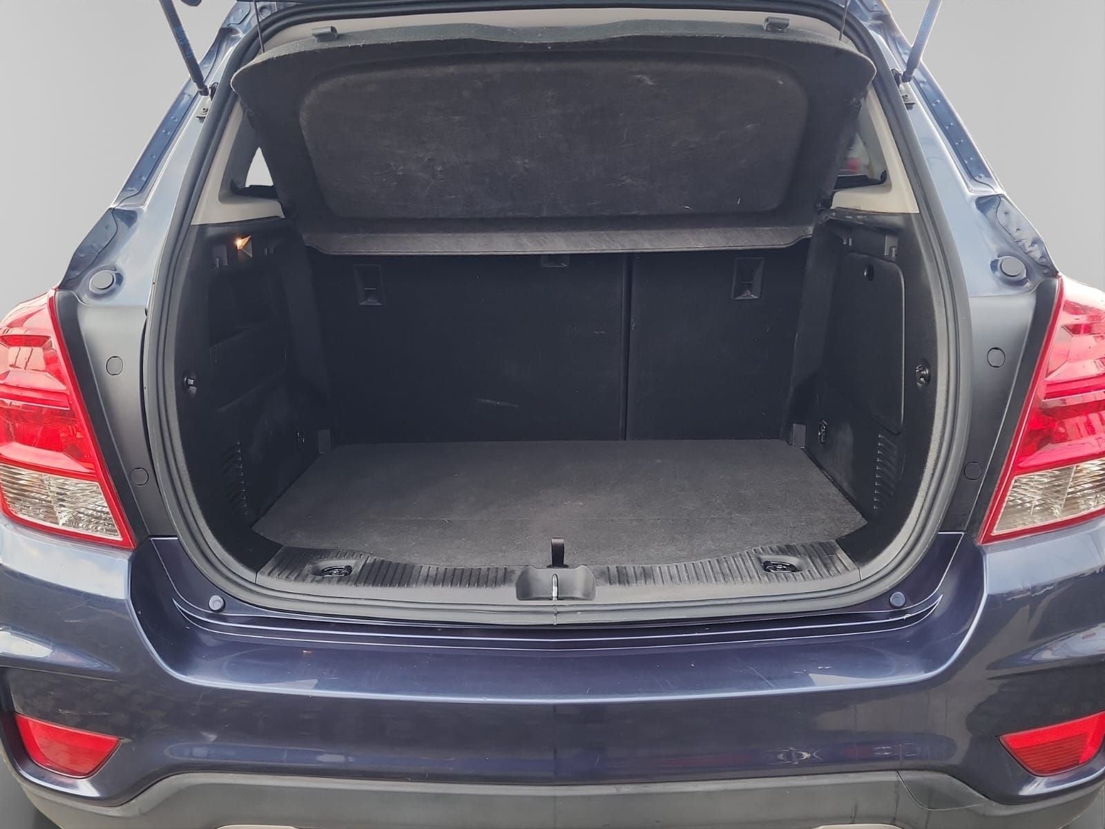 2018 Chevrolet TRAX 5 PTS PREMIER 18L TA PIEL QC F NIEBLA RA-18