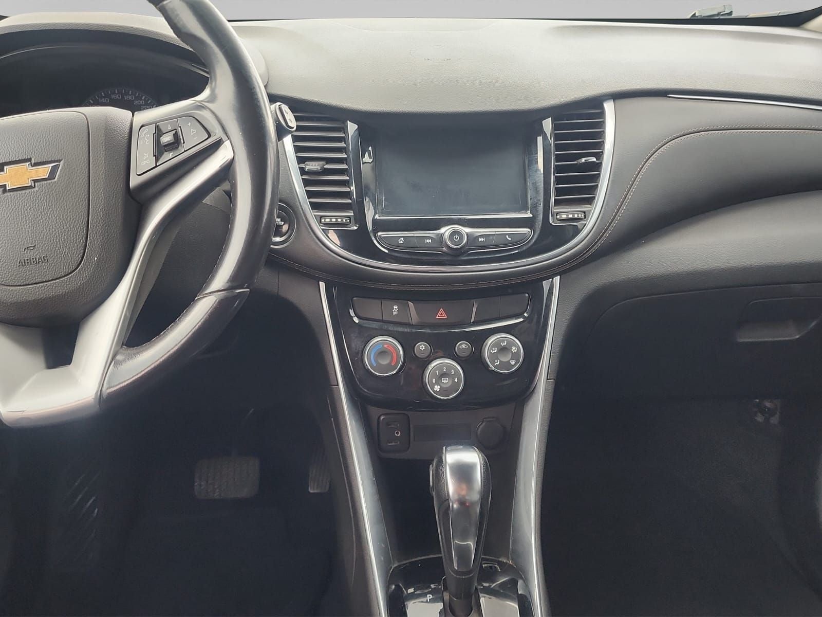 2018 Chevrolet TRAX 5 PTS PREMIER 18L TA PIEL QC F NIEBLA RA-18