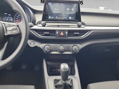 2024 Kia FORTE 4P LX L42.0 MAN