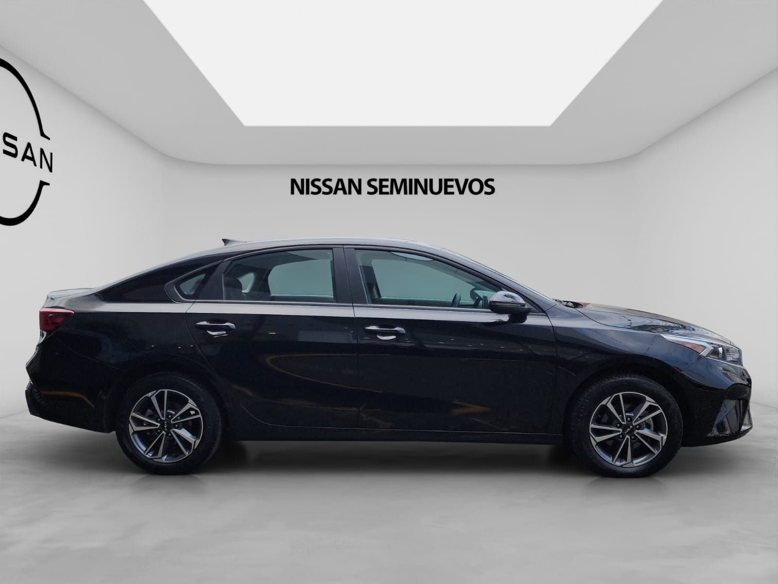 2024 Kia FORTE 4P LX L42.0 MAN
