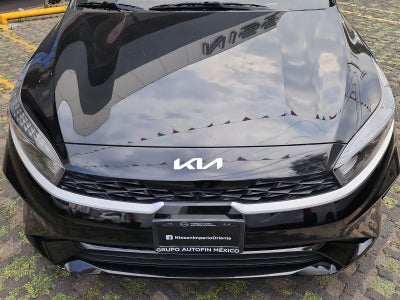 2024 Kia FORTE 4P LX L42.0 MAN
