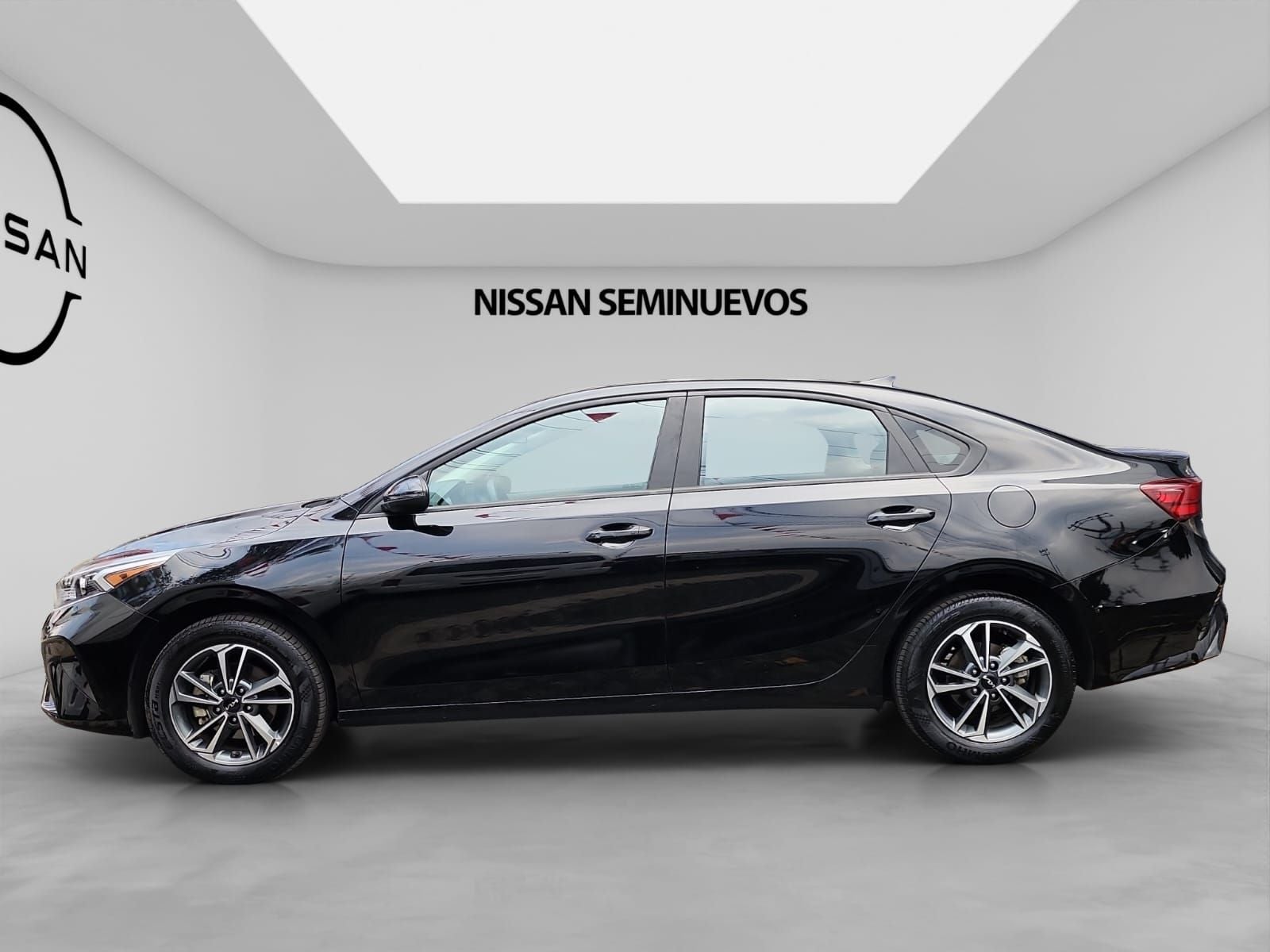2024 Kia FORTE 4P LX L42.0 MAN