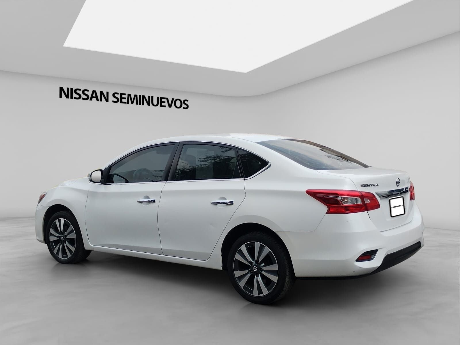 2018 Nissan SENTRA 4 PTS EXCLUSIVE CVT AAC AUT GPS PIEL QC F LED RA-17