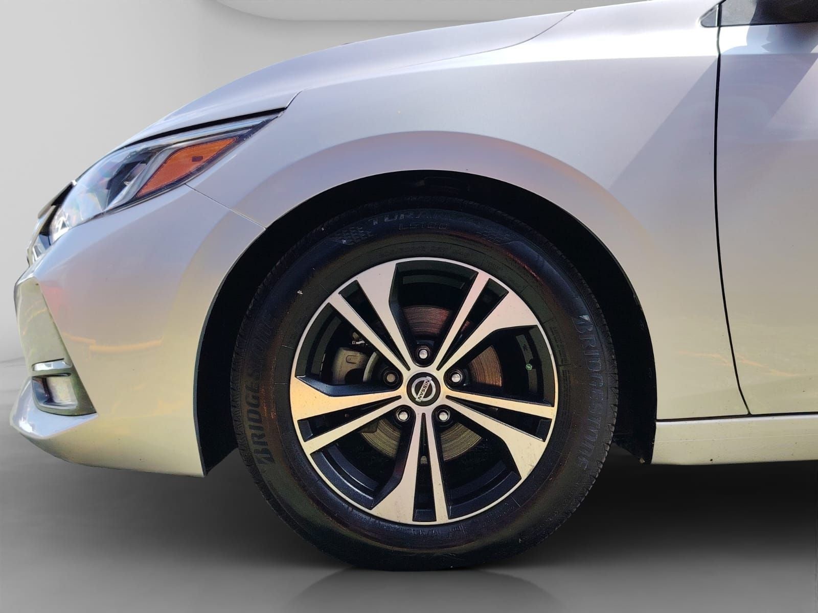 2023 Nissan SENTRA 4 PTS ADVANCE TA AAC F NIEBLA RA-16
