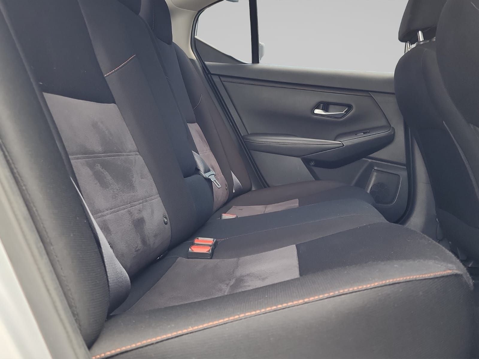 2022 Nissan SENTRA 4 PTS SR CVT AAC ASTOS DEPORTIVOS BOSE QC F LED RA-18