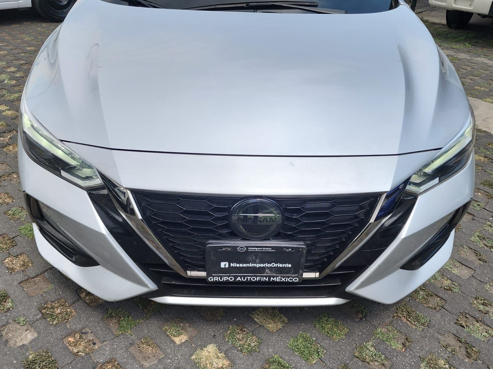 2022 Nissan SENTRA 4 PTS SR CVT AAC ASTOS DEPORTIVOS BOSE QC F LED RA-18