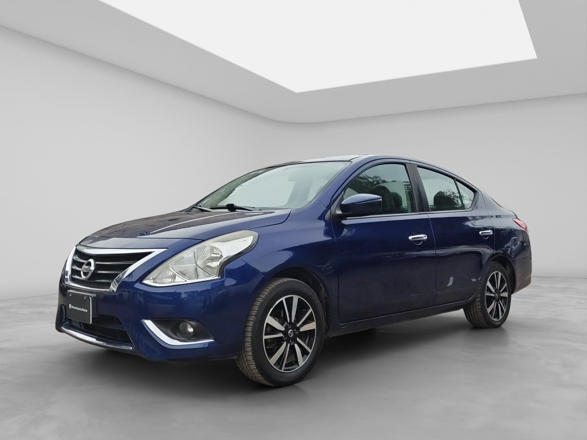 2019 Nissan VERSA 4 PTS EXCLUSIVE TA AAC VE PIEL GPS F NIEBLA RA-16