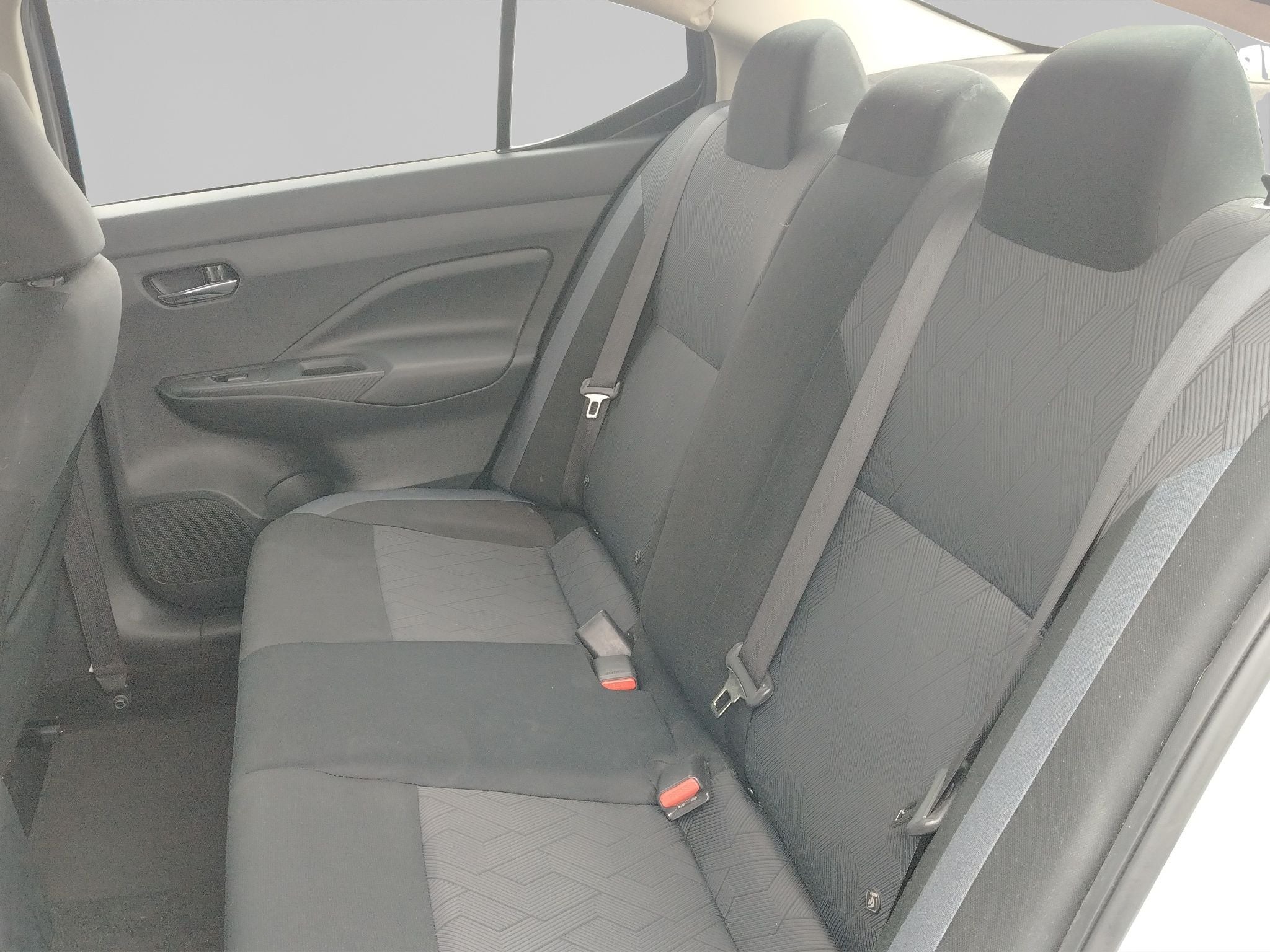 2024 Nissan VERSA 4P ADVANCE L41.6 MAN