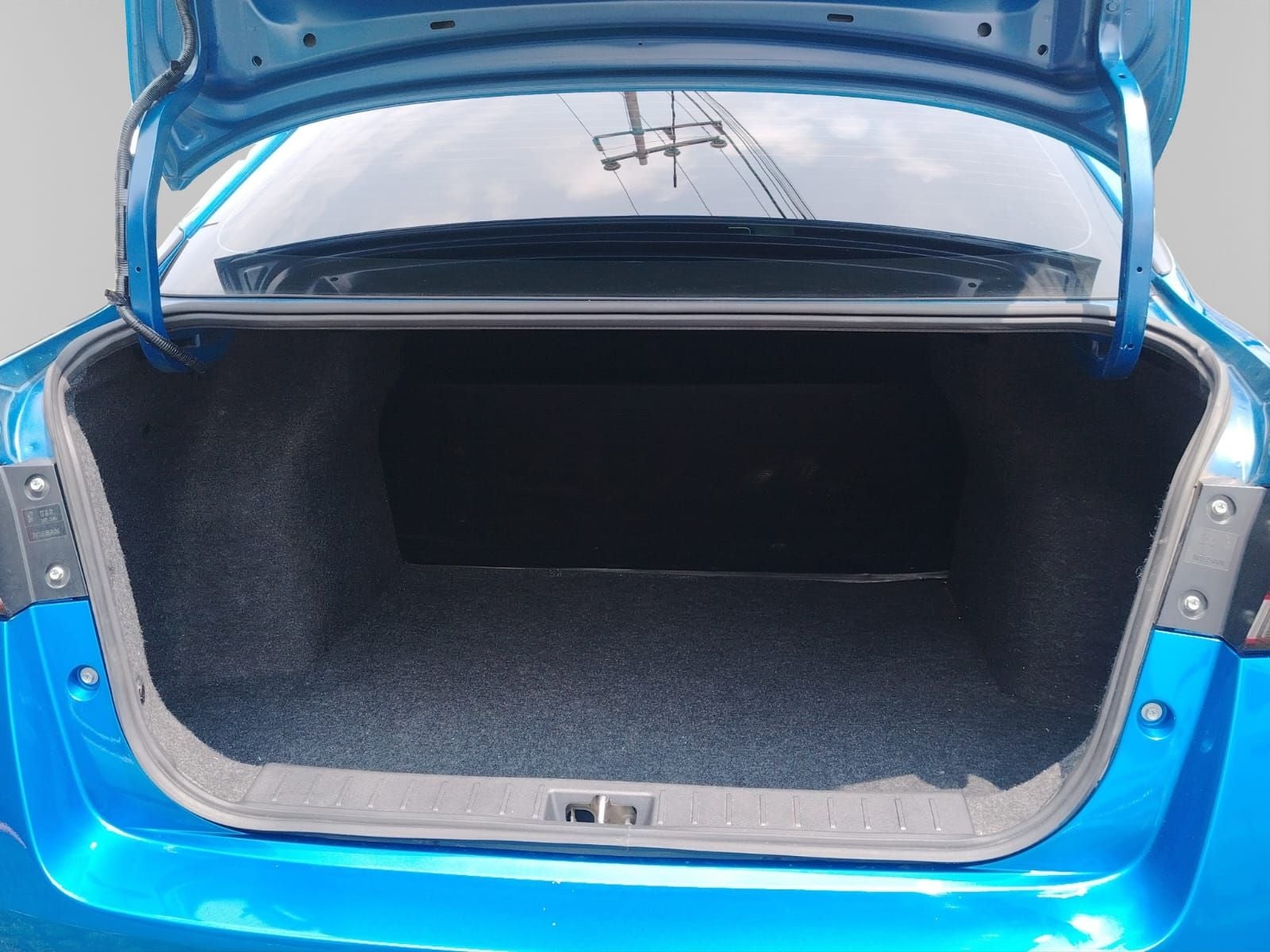 2024 Nissan VERSA 4P SENSE L41.6 AUT