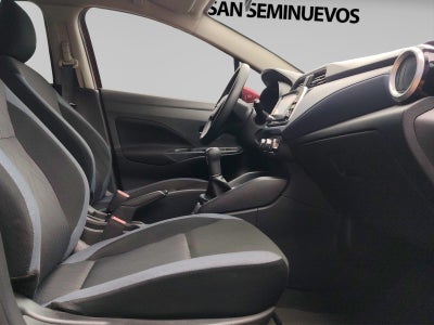 2024 Nissan VERSA 4P ADVANCE L41.6 MAN