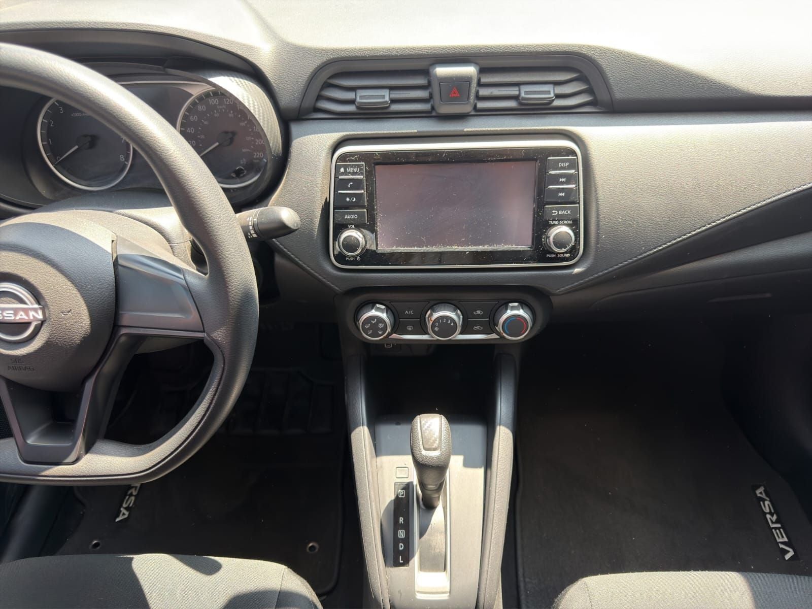 2024 Nissan VERSA 4P SENSE L41.6 AUT