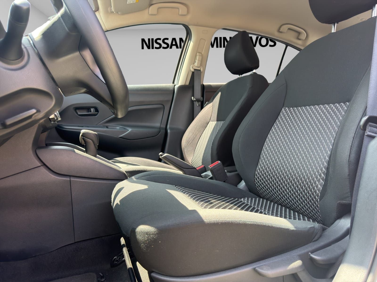 2024 Nissan VERSA 4P SENSE L41.6 AUT