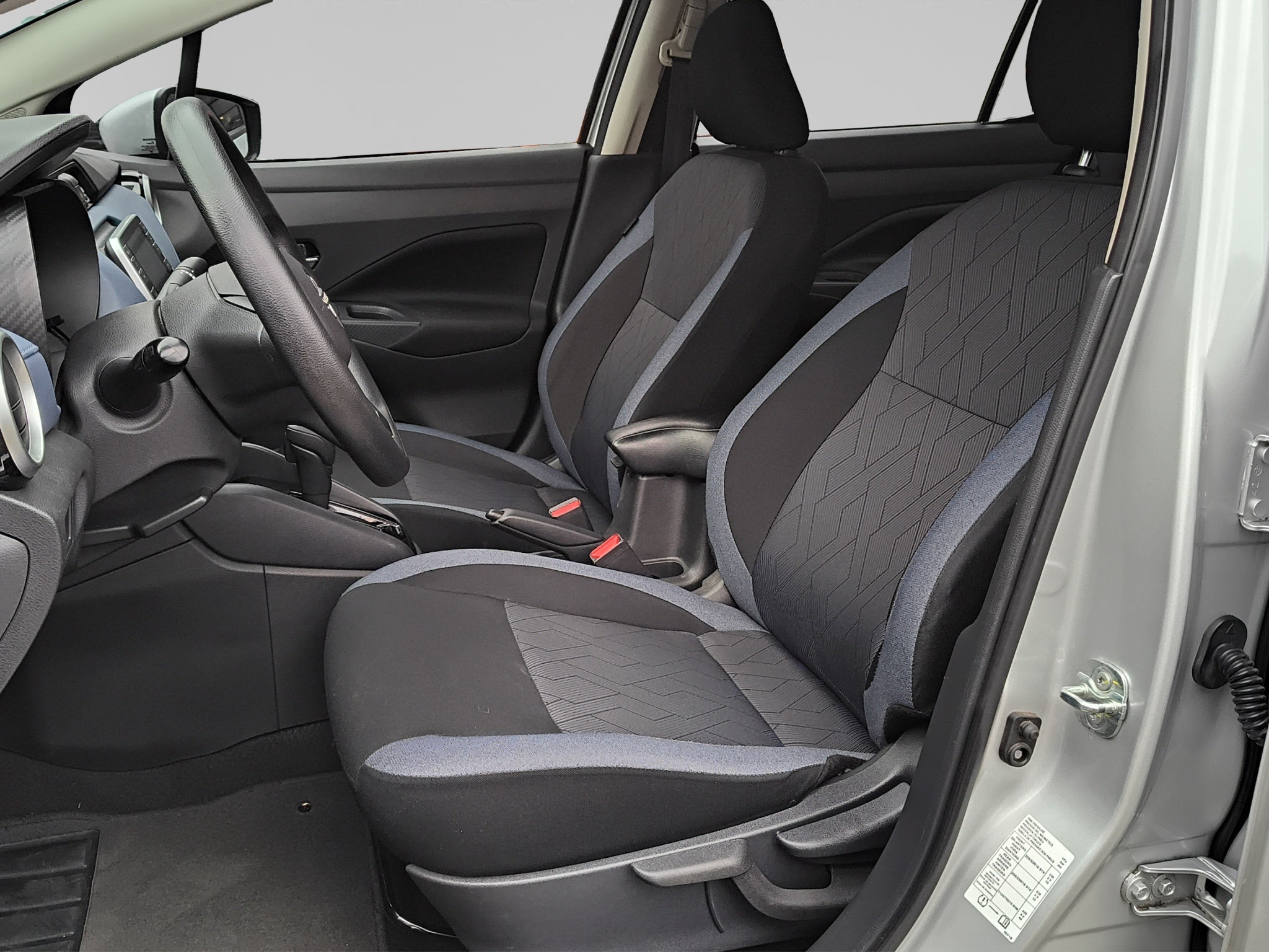 2024 Nissan VERSA 4P ADVANCE L41.6 AUT