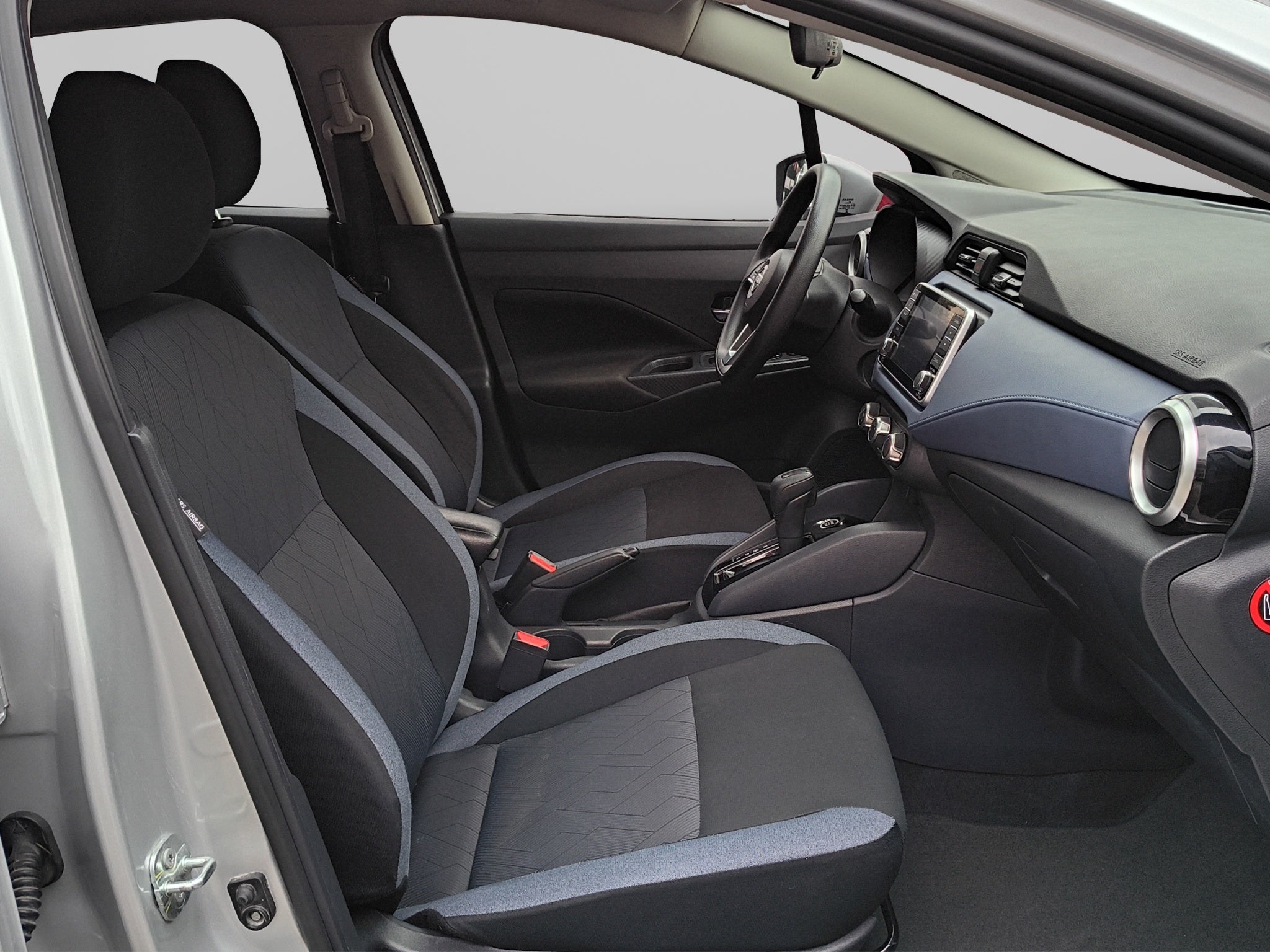 2024 Nissan VERSA 4P ADVANCE L41.6 AUT