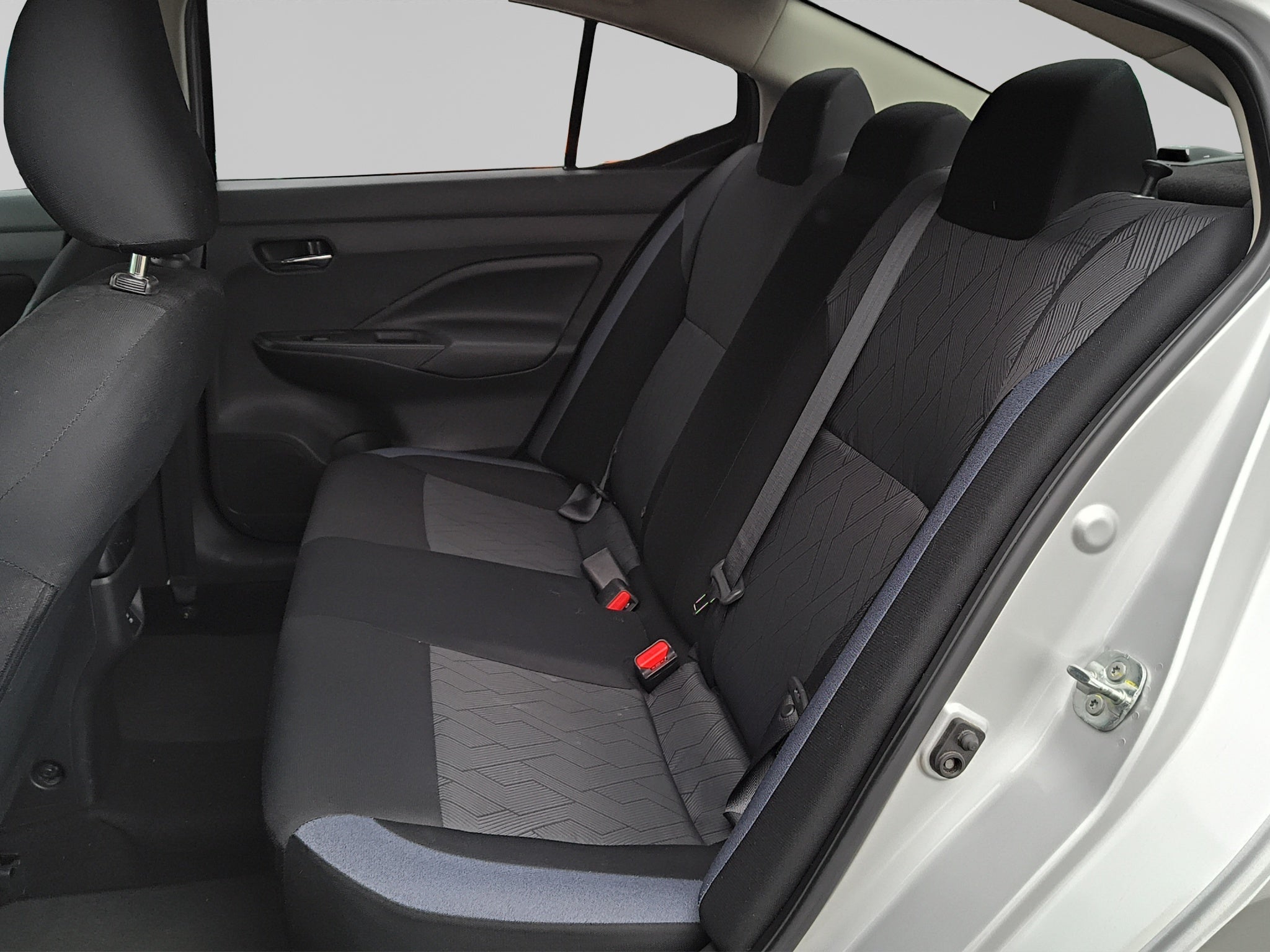 2024 Nissan VERSA 4P ADVANCE L41.6 AUT