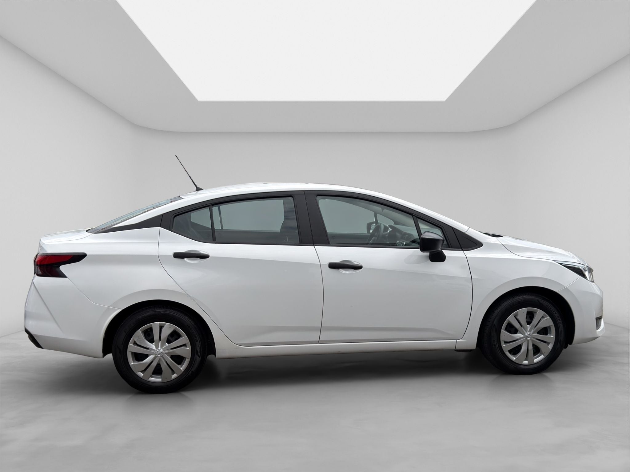 2026 Nissan V-DRIVE V-DRIVE TM AC AUDIO