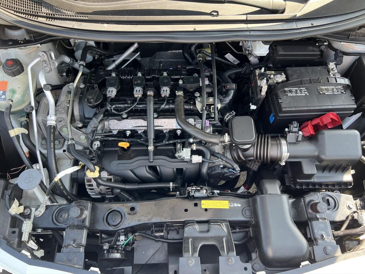 2022 Nissan VERSA 4 PTS SENSE TM5 AAC. VE R-15