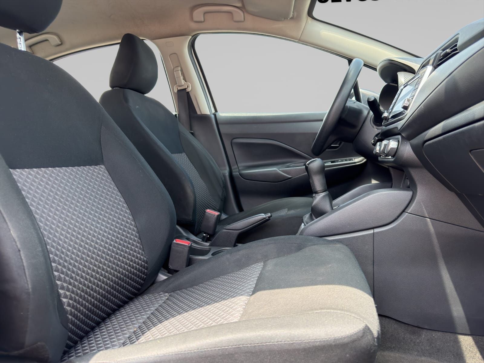 2024 Nissan VERSA 4P SENSE L41.6 MAN