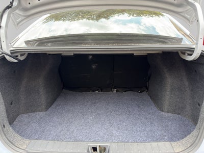 2024 Nissan VERSA 4P SR L41.6 AUT