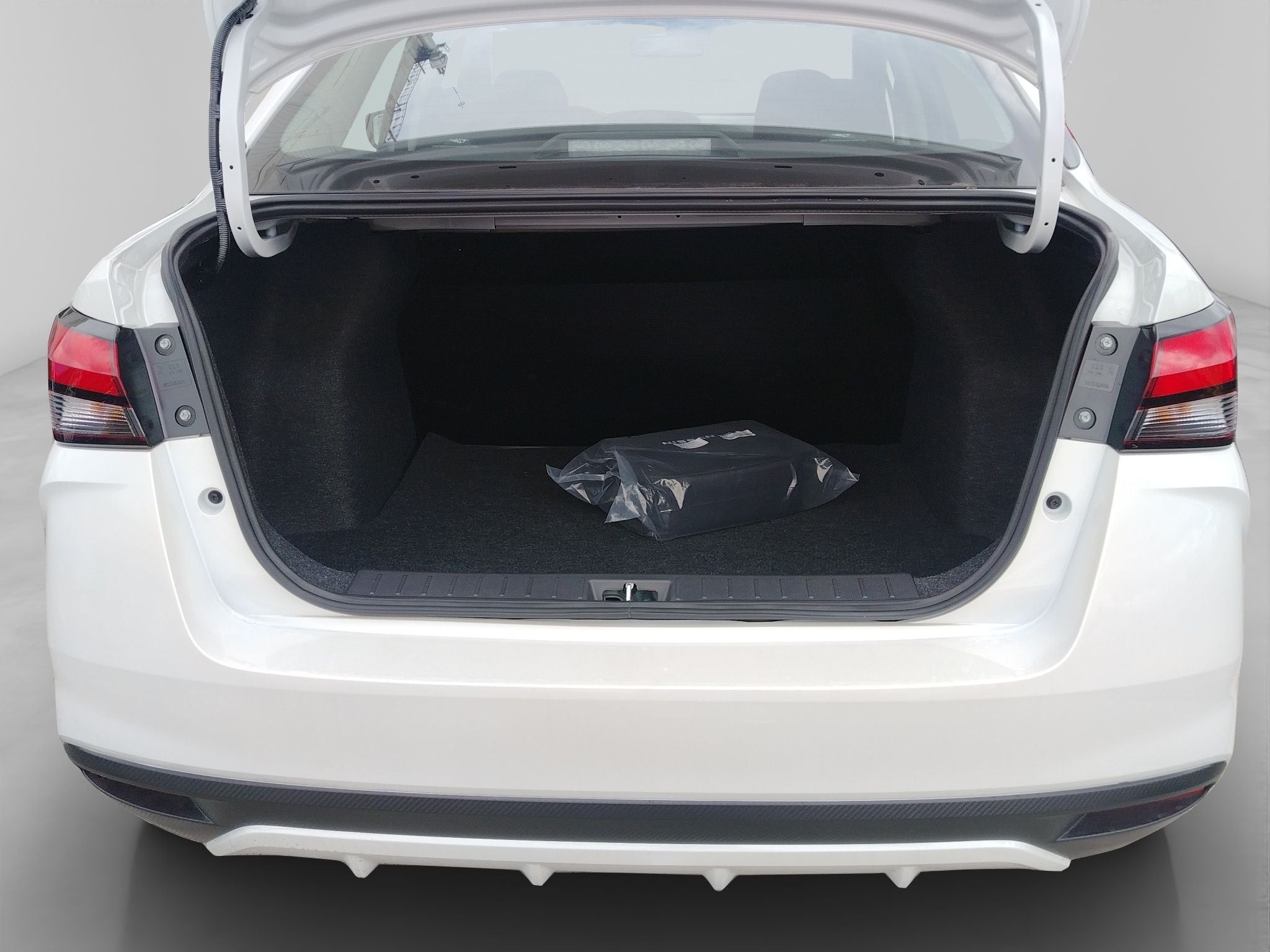 2026 Nissan V-DRIVE V-DRIVE TM AC AUDIO