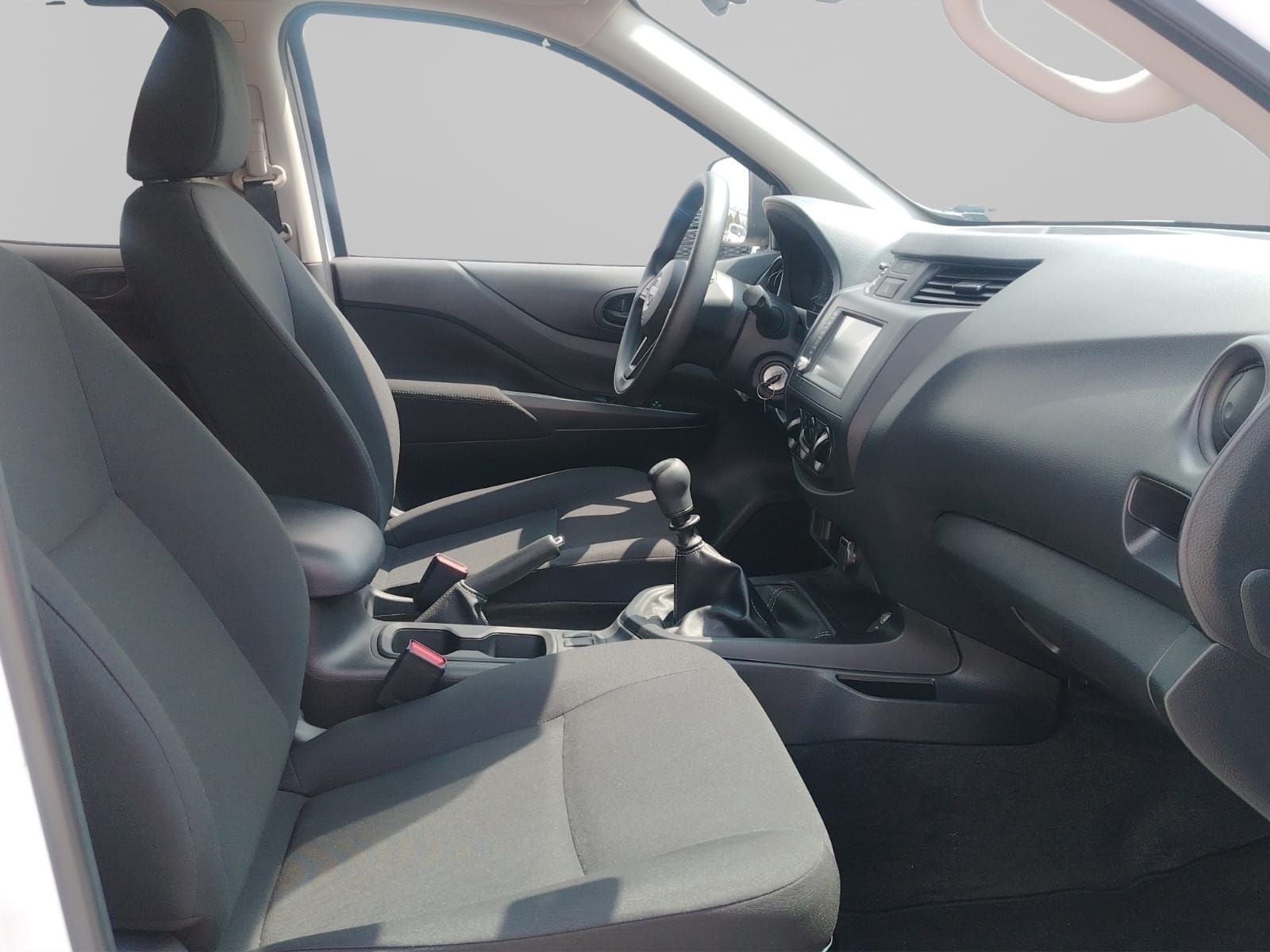 2025 Nissan FRONTIER 4P SE L42.5 MAN