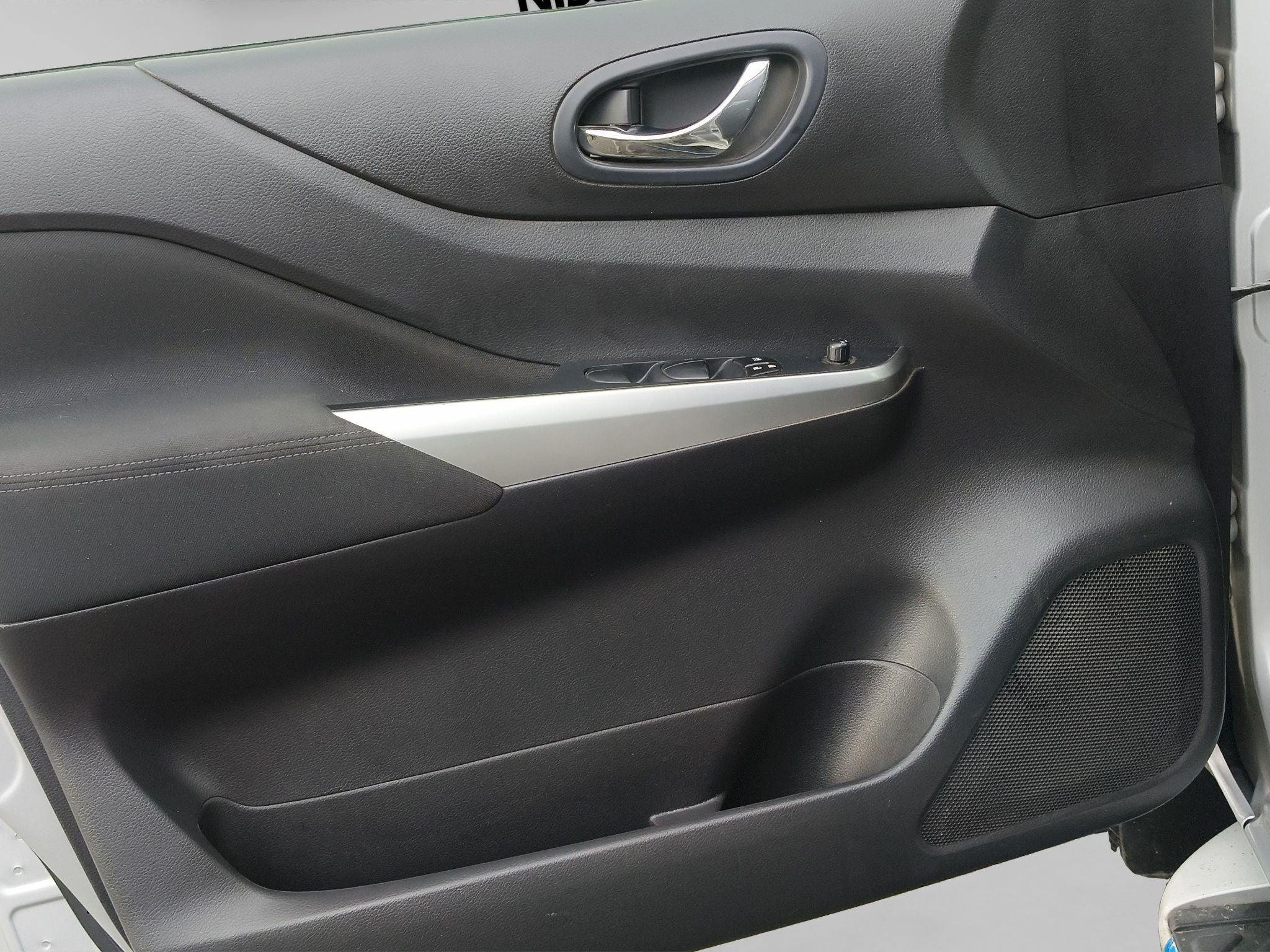 2023 Nissan FRONTIER 4P LE L42.5 MAN