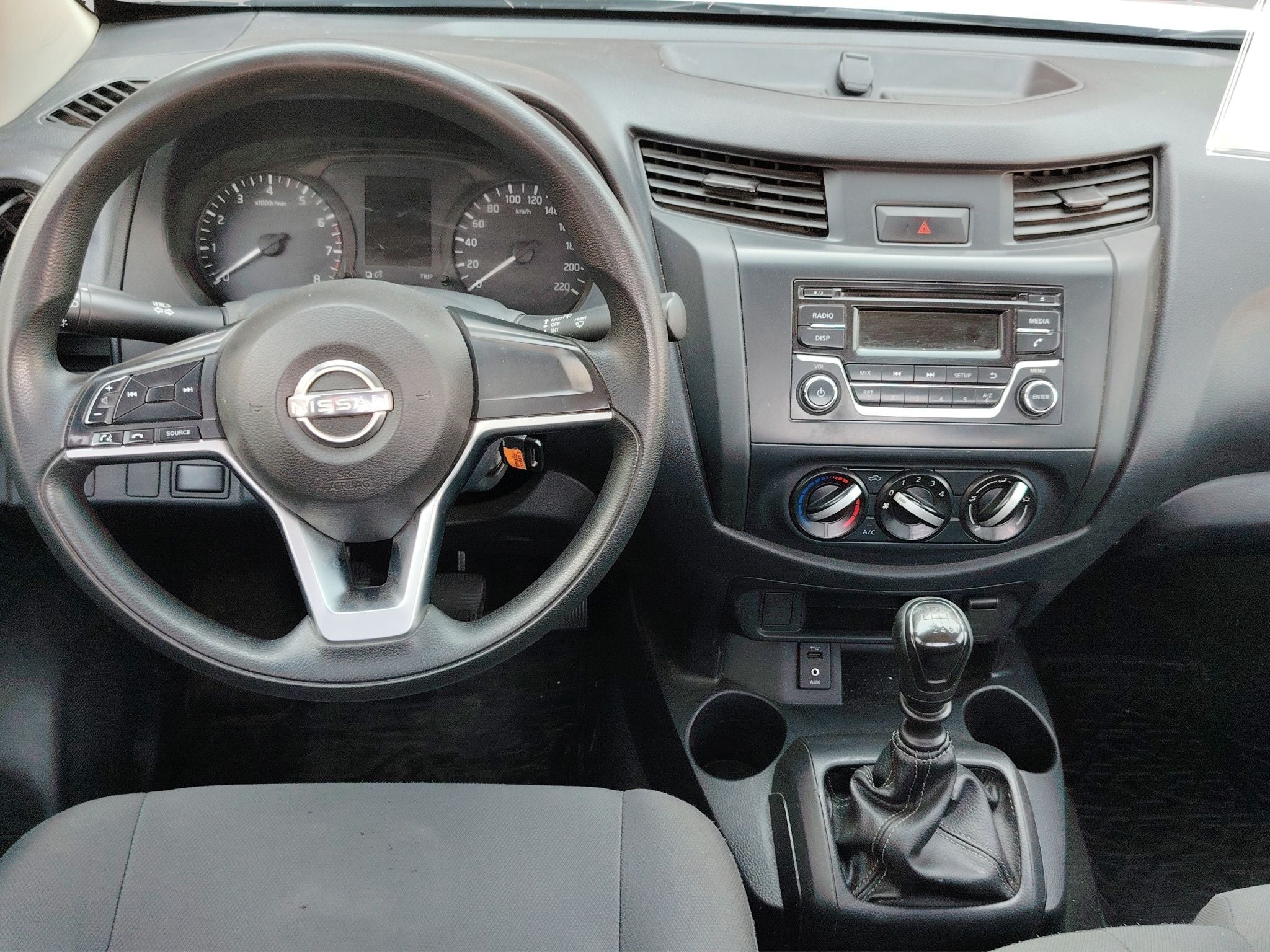 2023 Nissan NP300 2 PTS CHASIS CABINA TM6