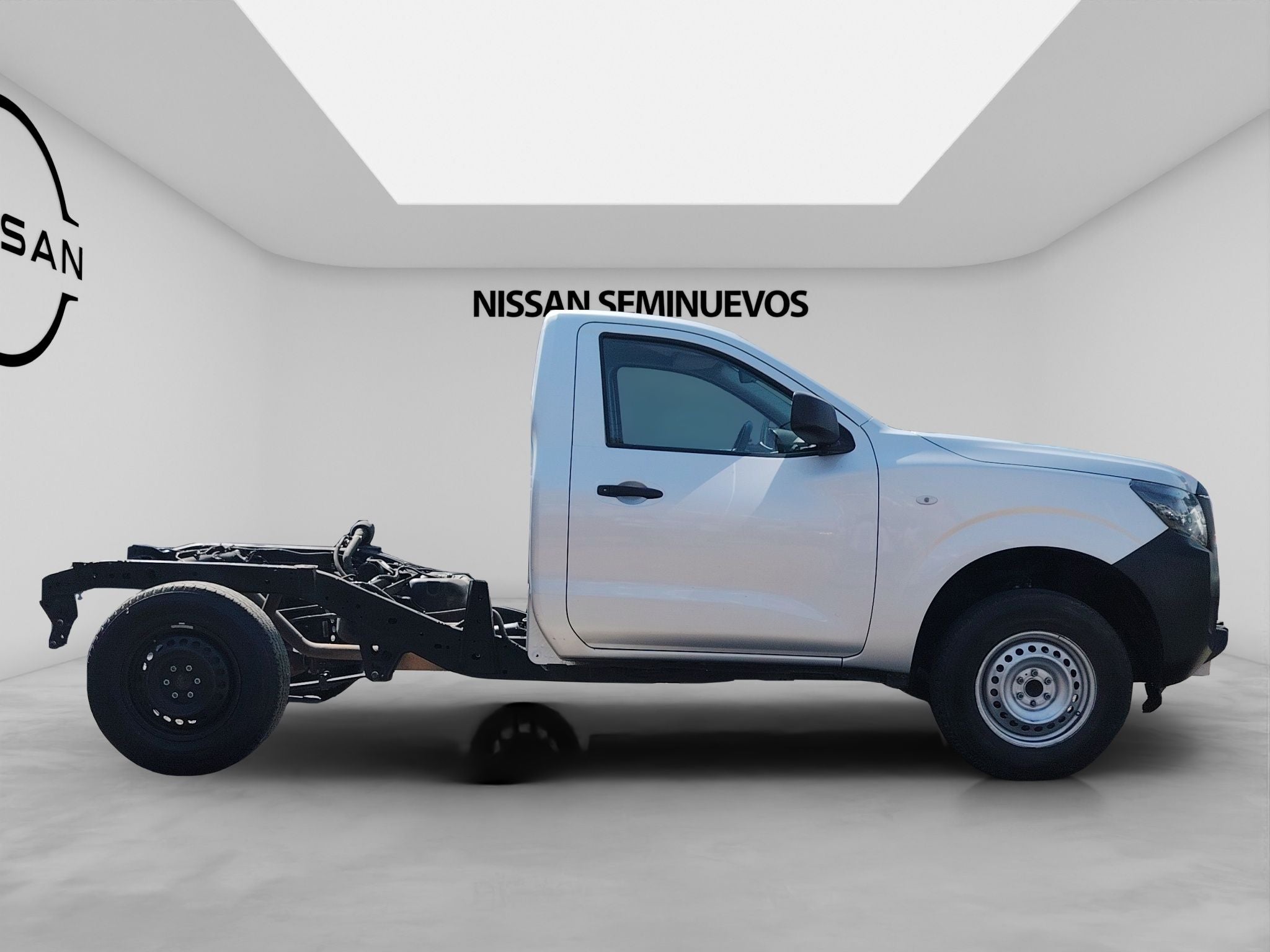 2023 Nissan NP300 2 PTS CHASIS CABINA TM6