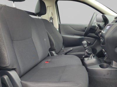 2025 Nissan NP300 CHASIS TM AC VDC