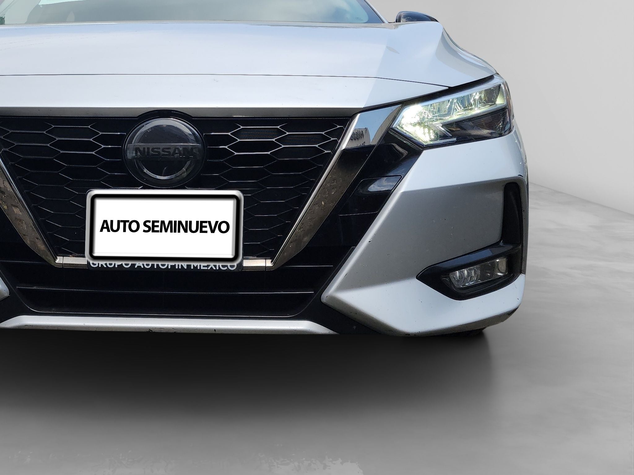 2022 Nissan SENTRA 4 PTS SR CVT AAC ASTOS DEPORTIVOS BOSE QC F LED RA-18