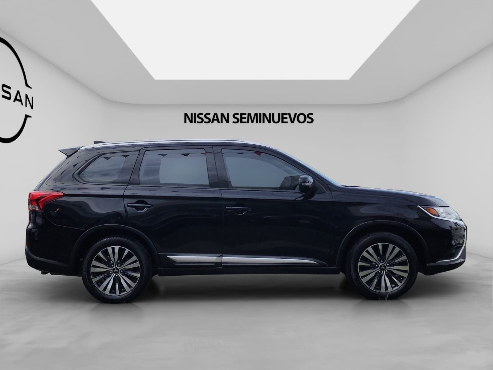 2022 Mitsubishi OUTLANDER 5 PTS SE 24L CVT 5 PAS RA-18