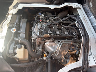 2022 Nissan URVAN 4 PTS AMPLIA TM5 AAC DESEM TRAS 15 PAS