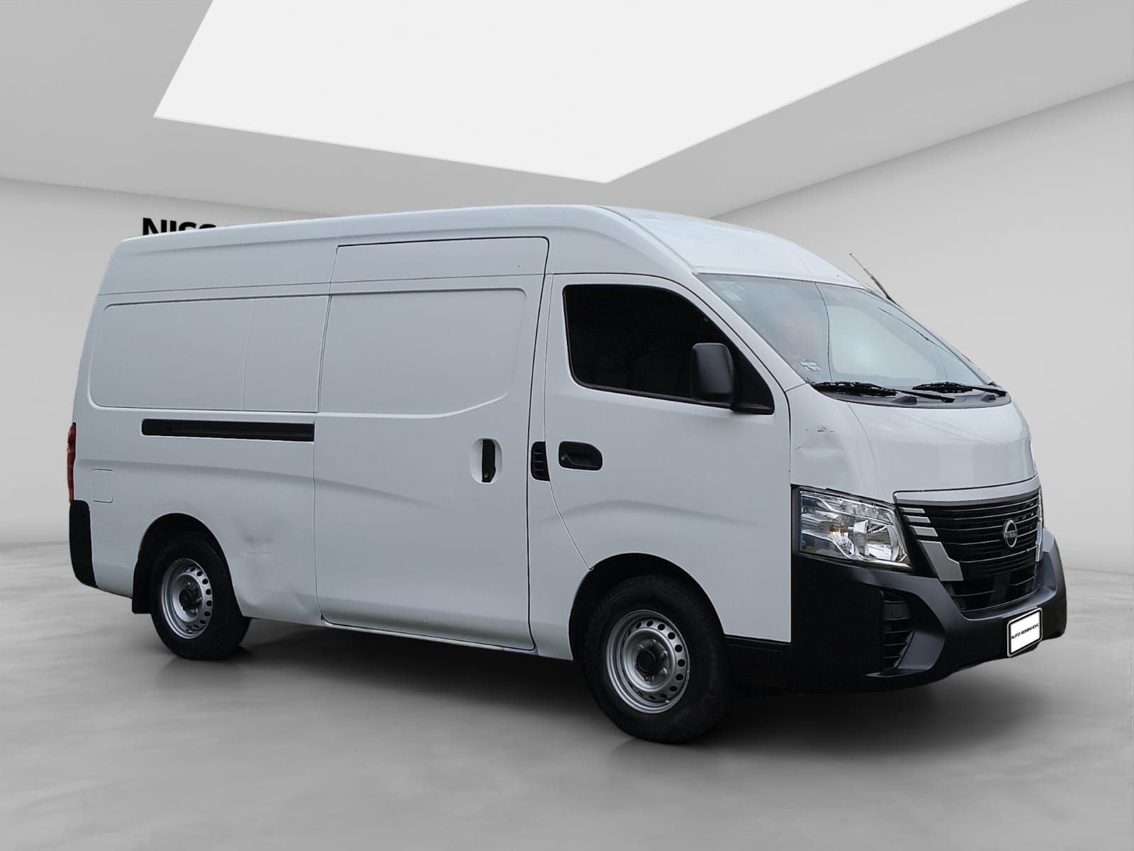 2024 Nissan URVAN 4P AMPLIA L42.5 MAN
