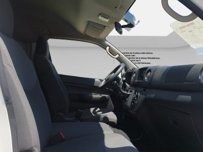 2024 Nissan URVAN 4P AMPLIA L42.5 MAN