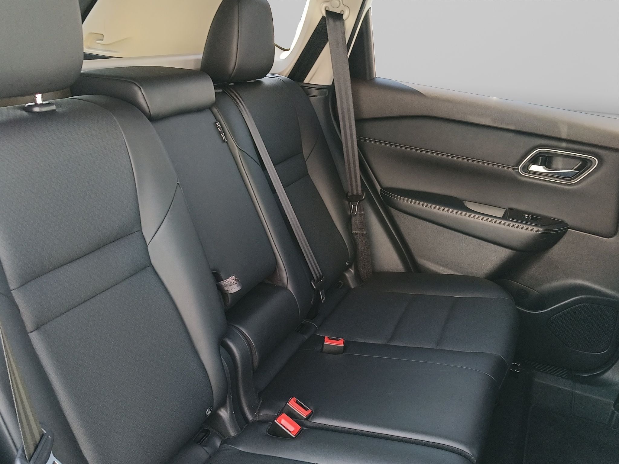 2024 Nissan X-TRAIL 5P PLATINUM 2 ROW L42.5 AUT