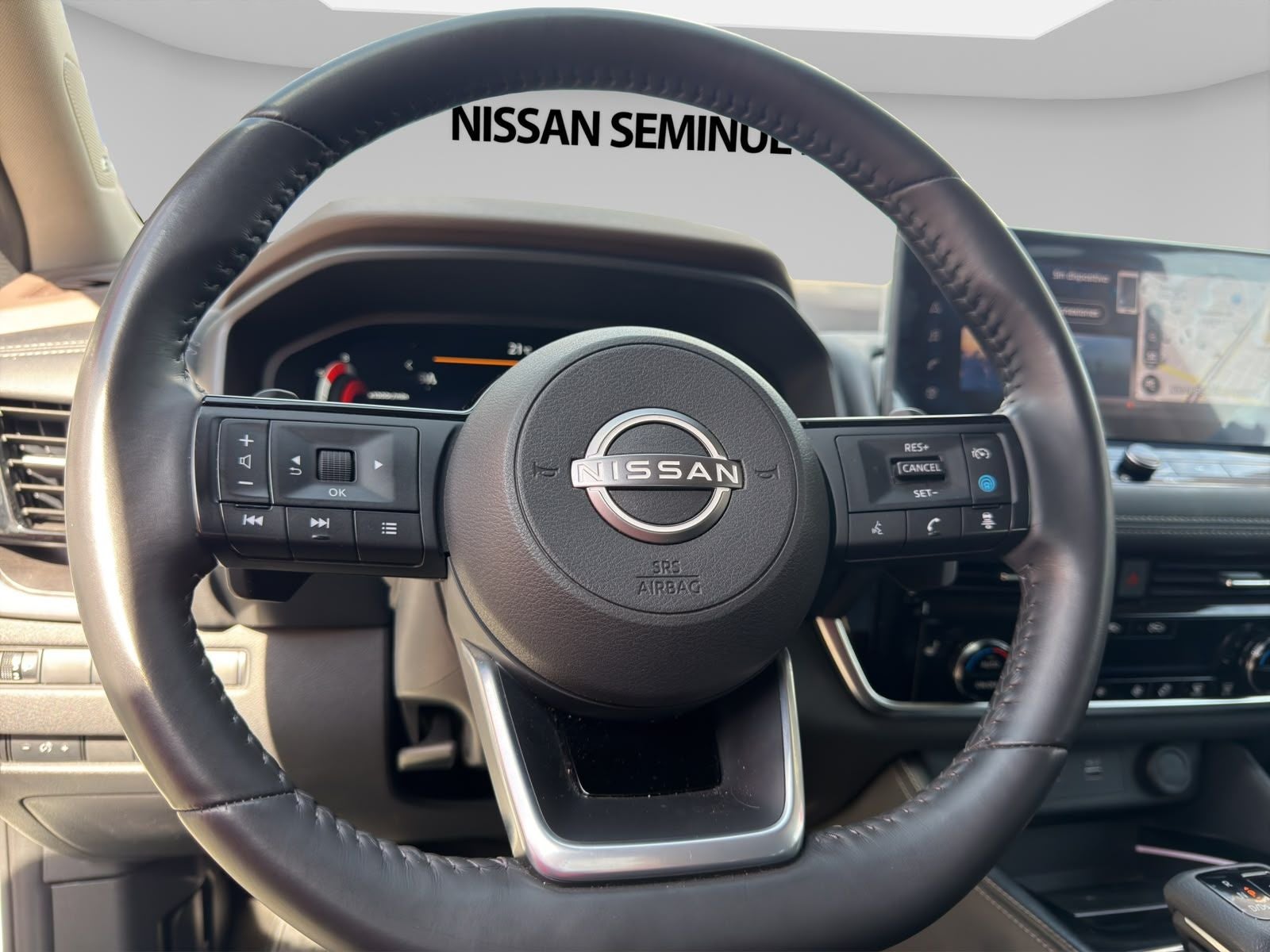 2023 Nissan X-TRAIL 5P PLATINUM E.POWER HEV L31.5 AUT