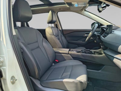 2025 Nissan X-TRAIL 5P PLATINUM E.POWER HEV L31.5 AUT