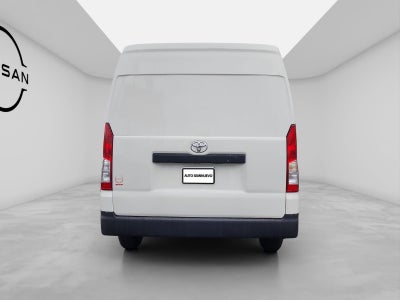 2023 Toyota HIACE 4 PTS DX SUPERLARGA TM5 CVENTANAS