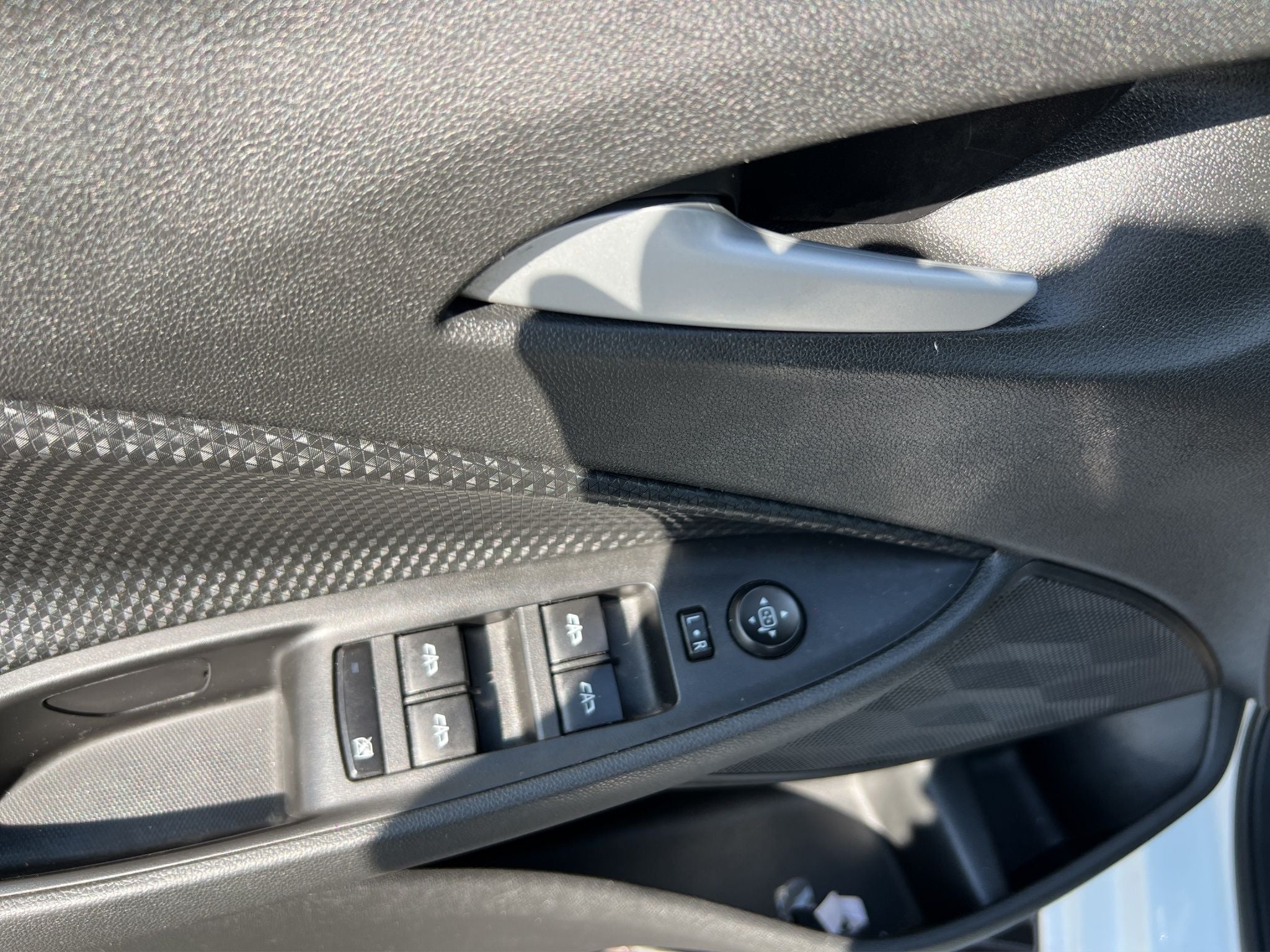 2023 Chevrolet ONIX A 4 PTS LS 13L TM5 AAC BA R-15