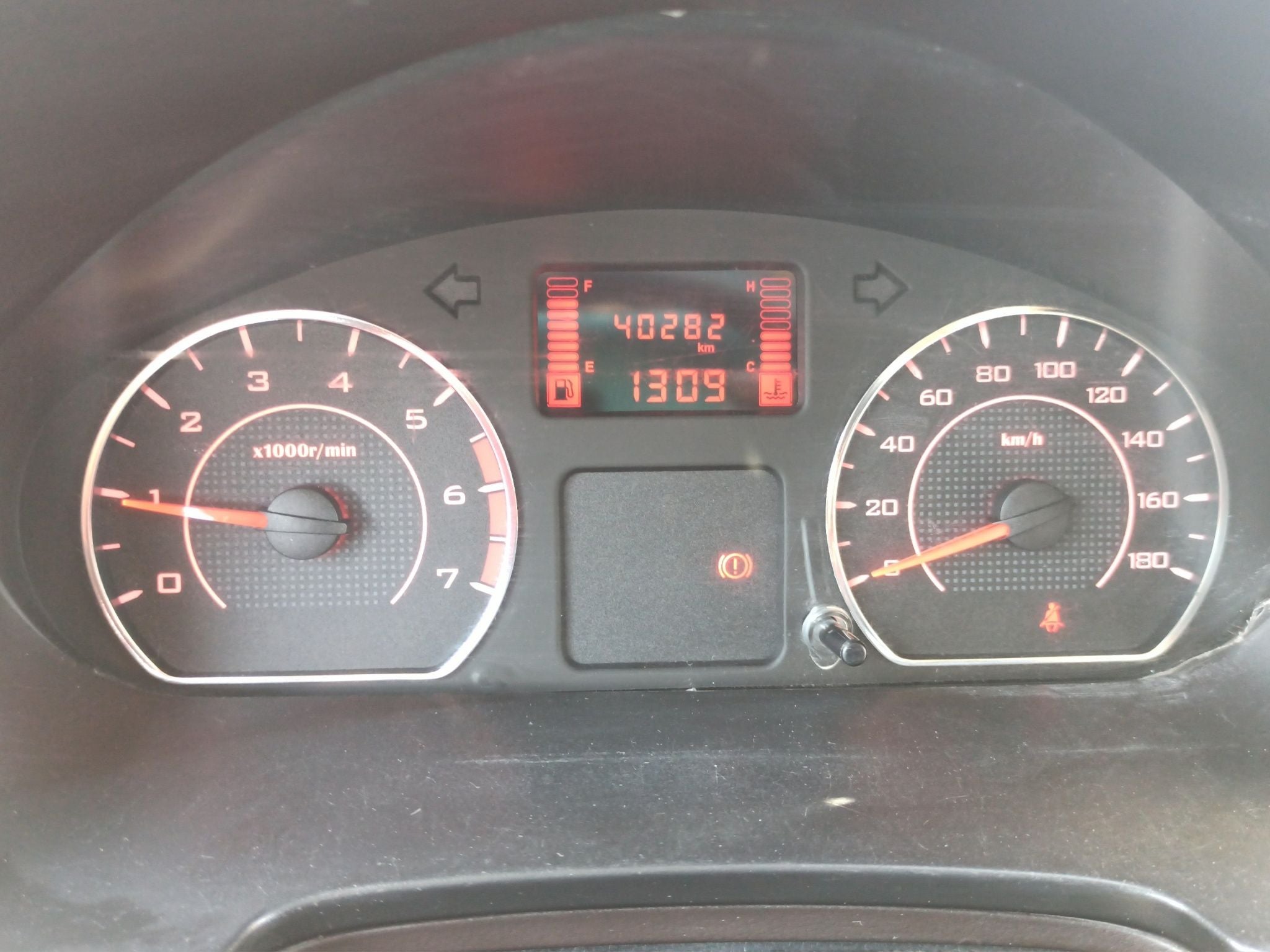 2023 Chevrolet TORNADO B 4 PTS LS 15L TM5 AAC RA-14