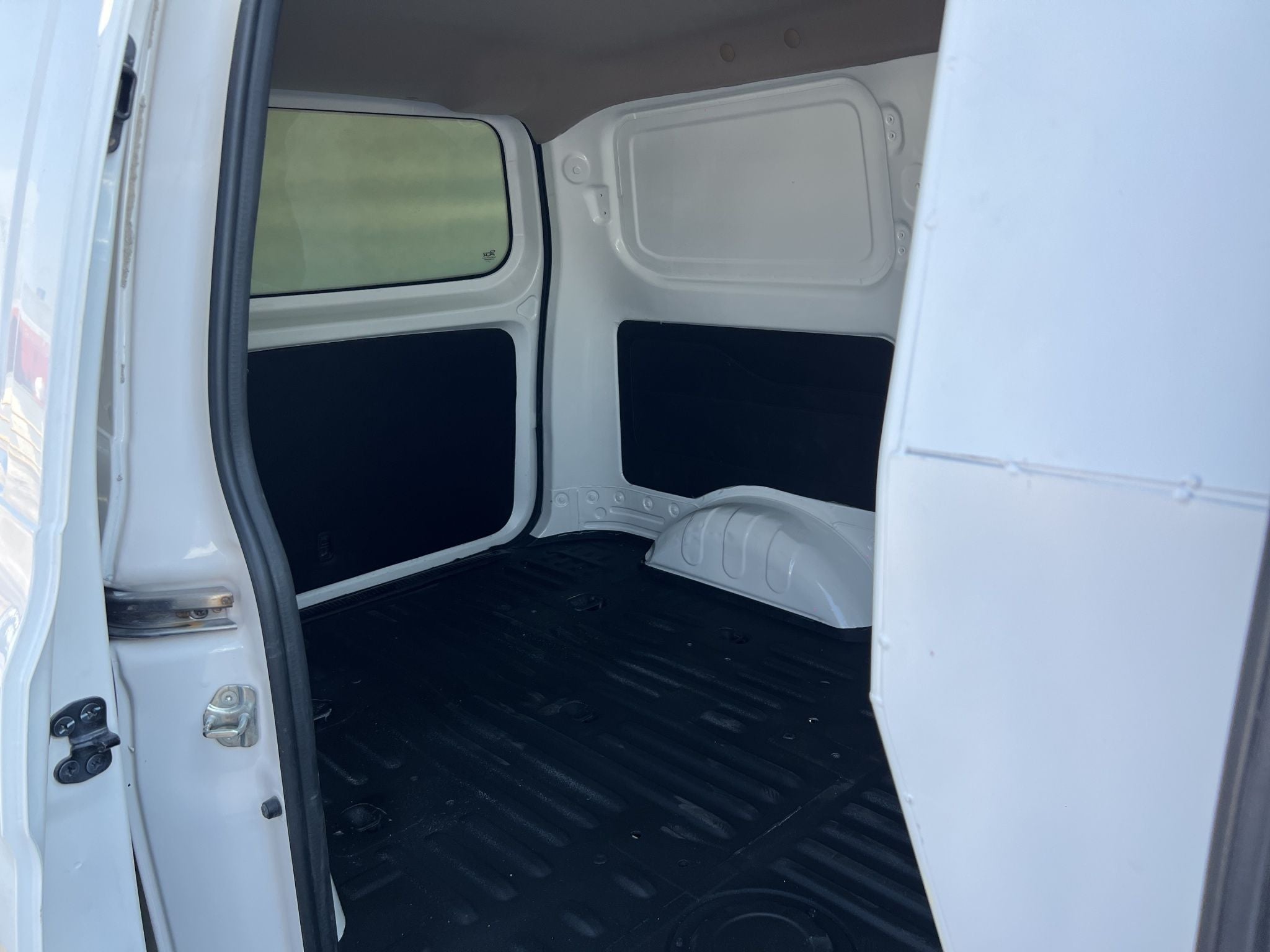 2023 Chevrolet TORNADO B 4 PTS LS 15L TM5 AAC RA-14