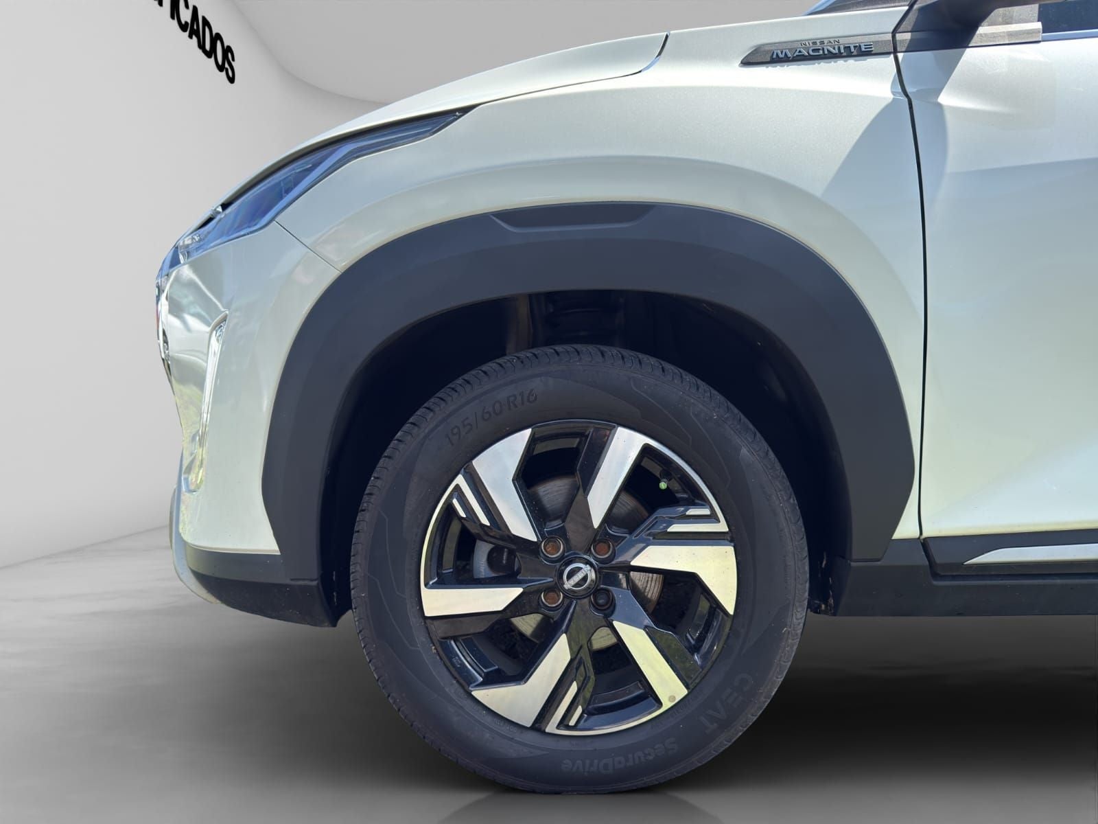 2025 Nissan MAGNITE 5 PUERTAS EXCLUSIVE 1.0 LTS CVT T