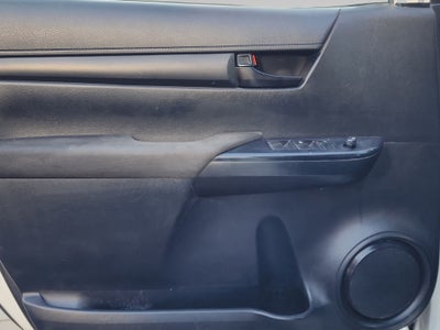 2022 Toyota HILUX 4 PTS DOBLE CAB BASE TM5 AAC VE DEL