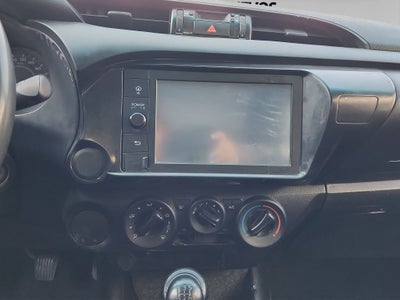 2022 Toyota HILUX 4 PTS DOBLE CAB BASE TM5 AAC VE DEL