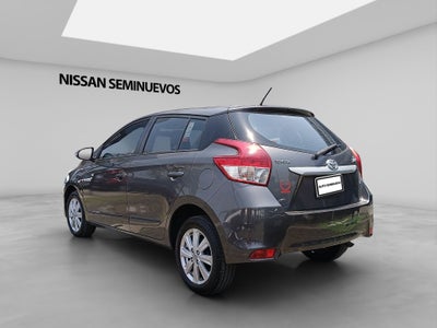 2017 Toyota YARIS 5 PTS HB CORE TA AAC BA R-15