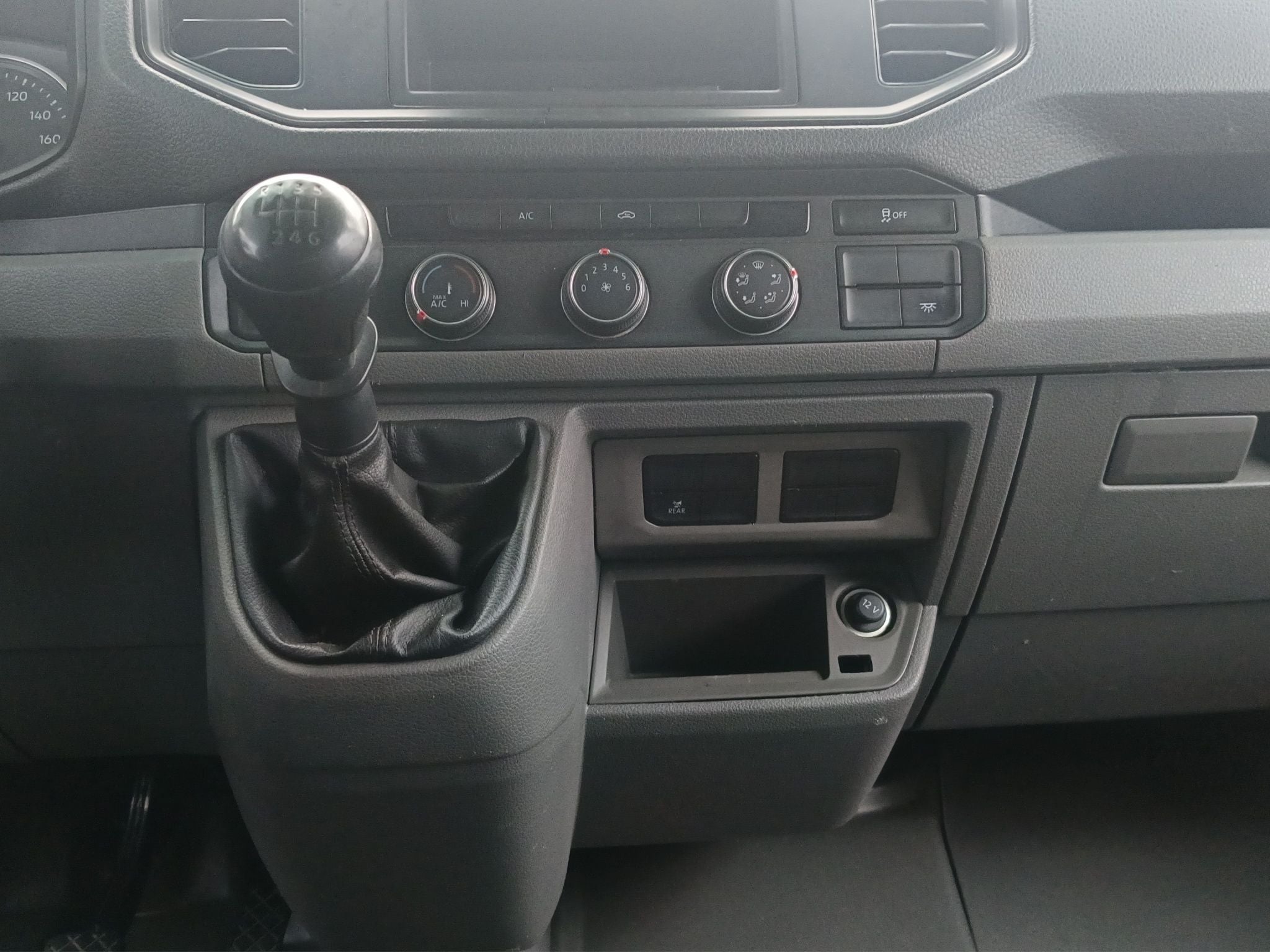2020 Volkswagen CRAFTER 5 PTS AMPLIA VENTANAS TM6 AAC CAJA EXTENDIDA TECHO ALTO